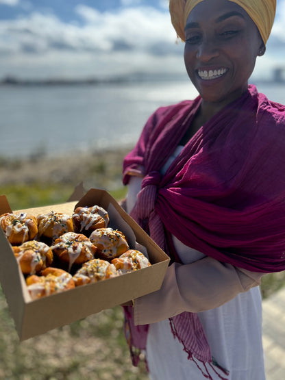 Mardi Gras Sweet Potato King Cake Knots – 6-Pack 🎭✨  | Local Pick Up